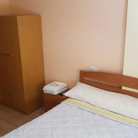 Bodegon A Cosecha San Ciprian (Galicia)